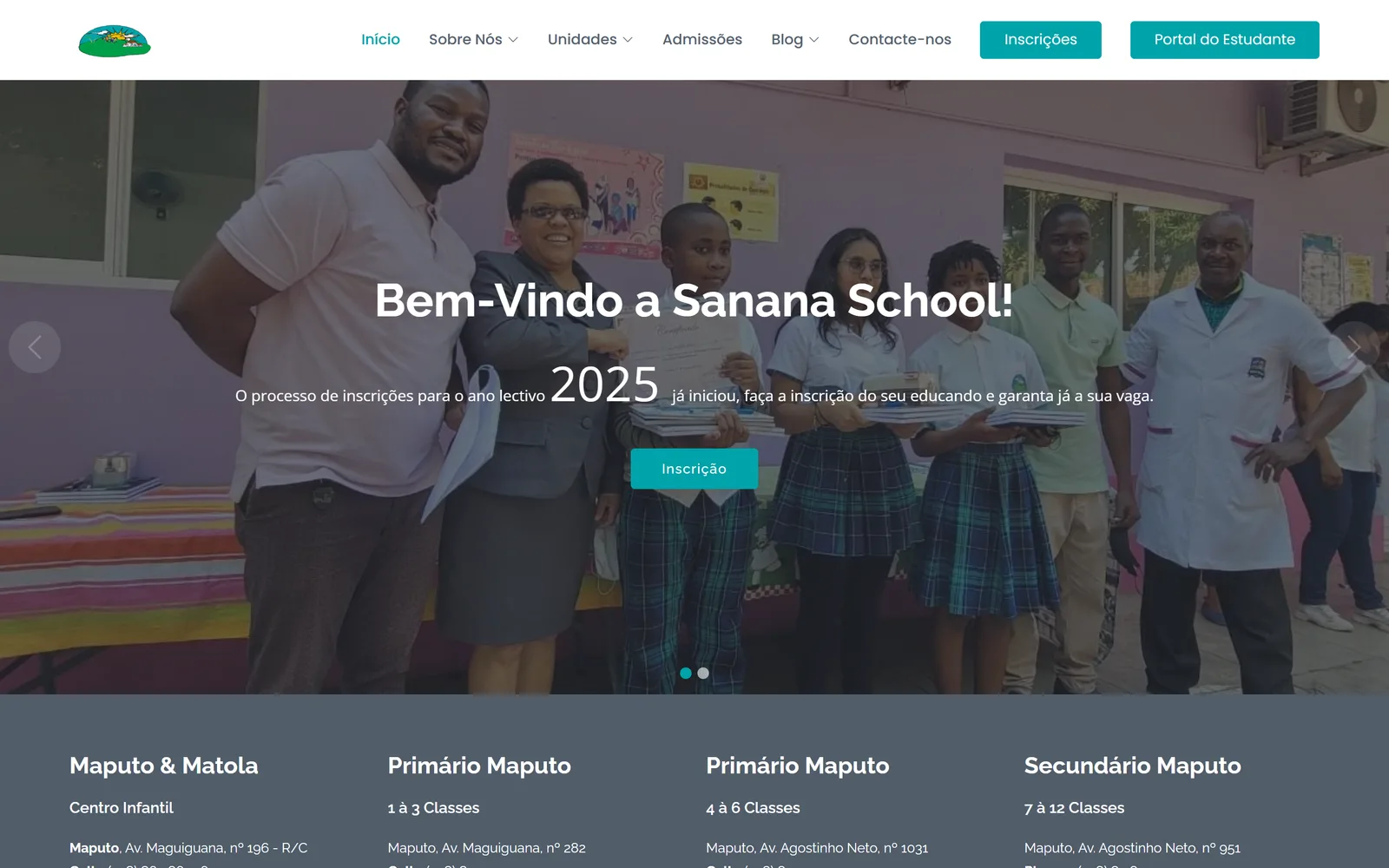 Página inicial da Sanana School com uma fotografia de uma entrega de prémios